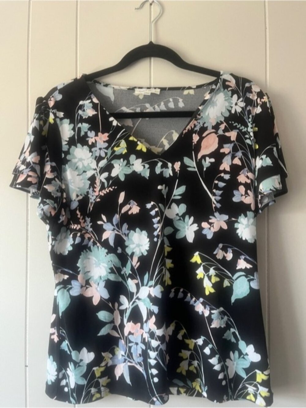Black Floral V-Neck Top
